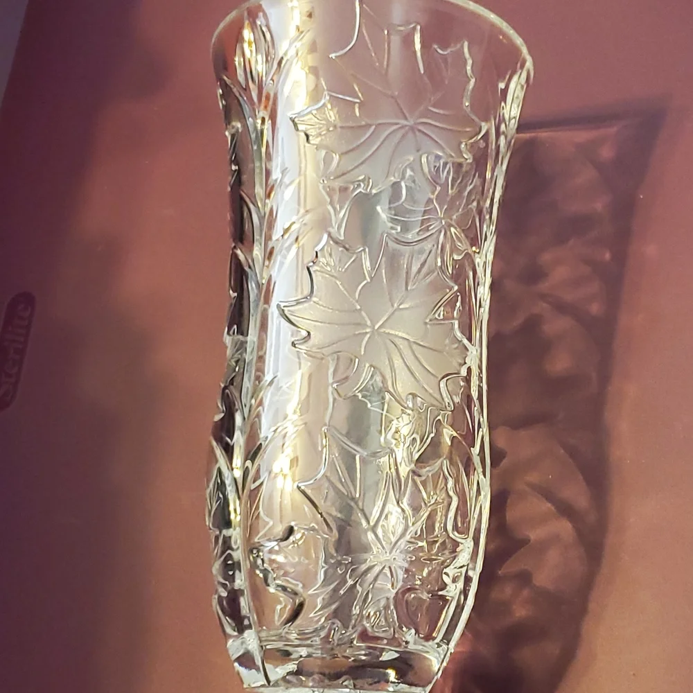 Deplomb vintage lead crystal frosted maple leaves vase 9 inches tall
